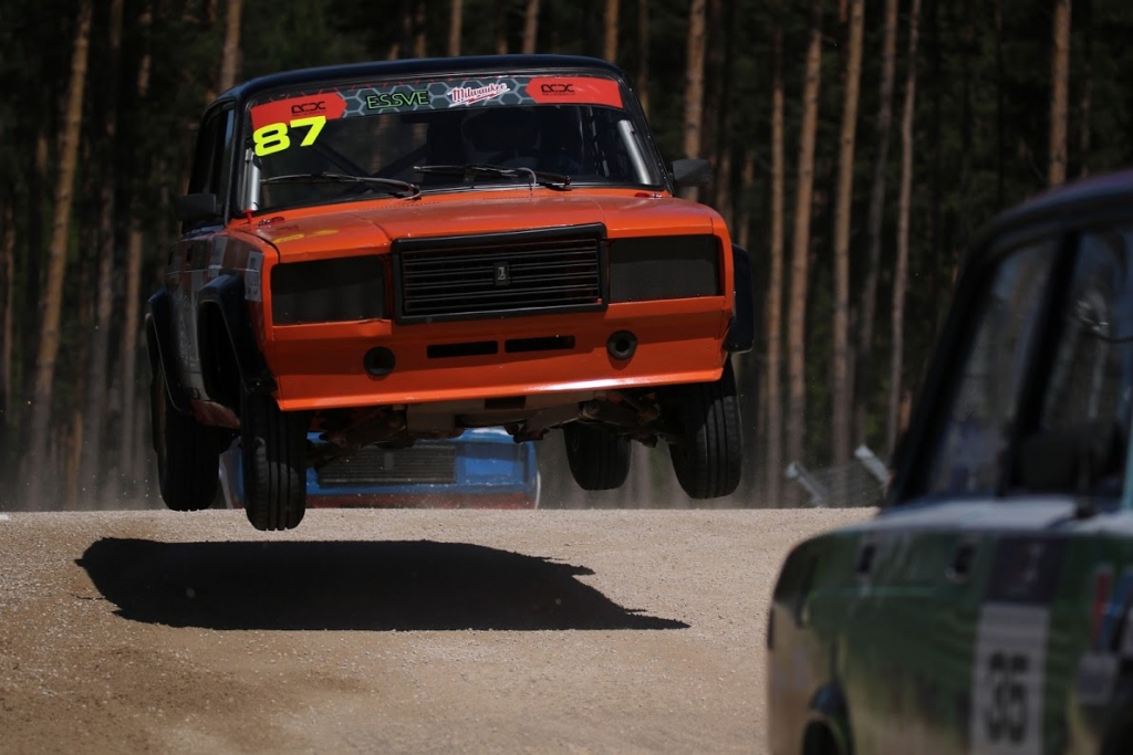 Pēc gandrīz 20 gadiem Jelgavā atgriežas rallijkrosa sacensības