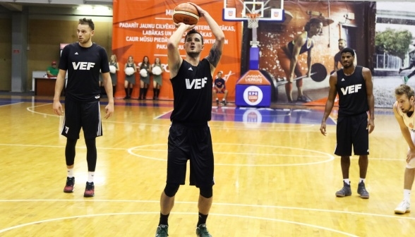 Andris Misters sajūsmā par "VEF Rīga" organizāciju un iedvesmo jelgavniekus