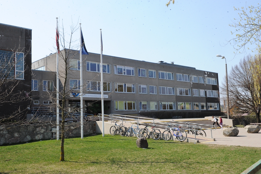 Jelgavas Tehnoloģiju vidusskola – no tradīcijām uz inovācijām (FOTO)
