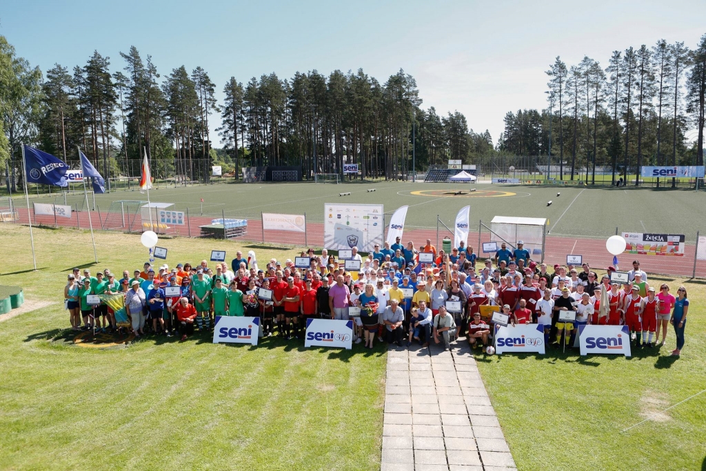 Dosies uz minifutbola turnīru cilvēkiem ar īpašām vajadzībām