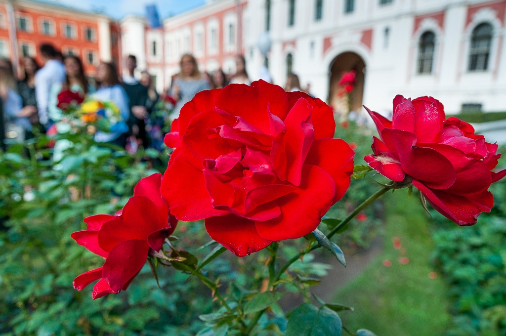 Latvijas skolās noslēdzas mācību gads