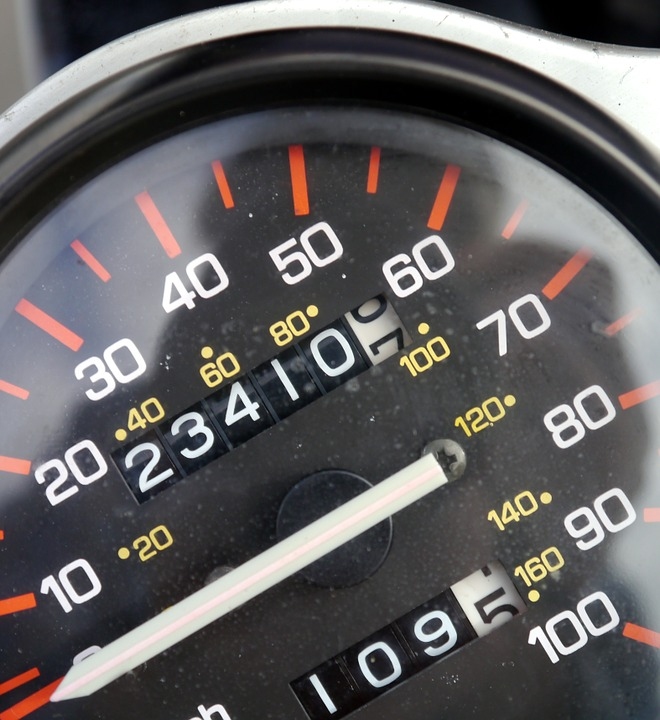 Par ātruma pārsniegšanu no 51 līdz 60 kilometriem stundā vairs netiks atņemta autovadītāja apliecība