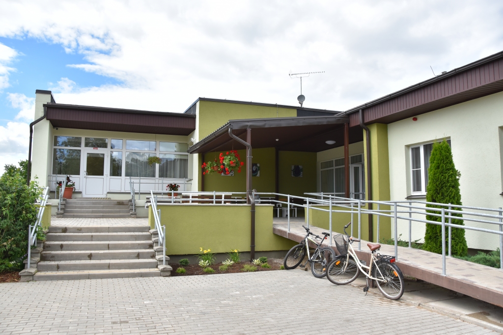 Par pusmiljonu eiro rekonstruēts sociālās aprūpes centrs "Staļģene"