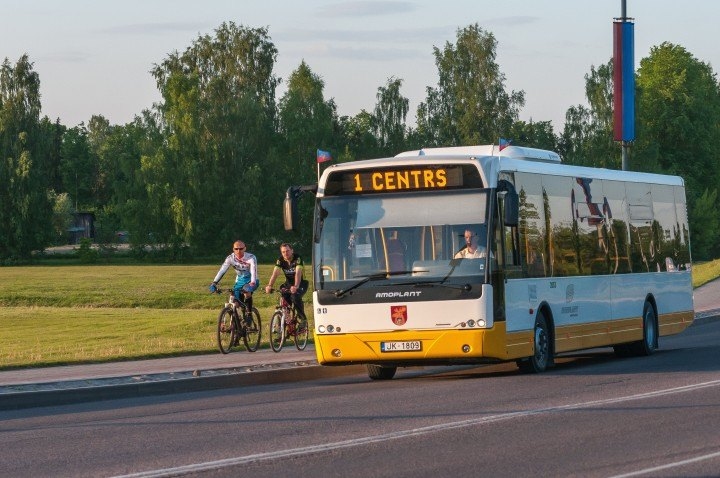 Iedzīvotājus aicina izmantot Jelgavas autobusu parka jauno maršrutu plānotāju