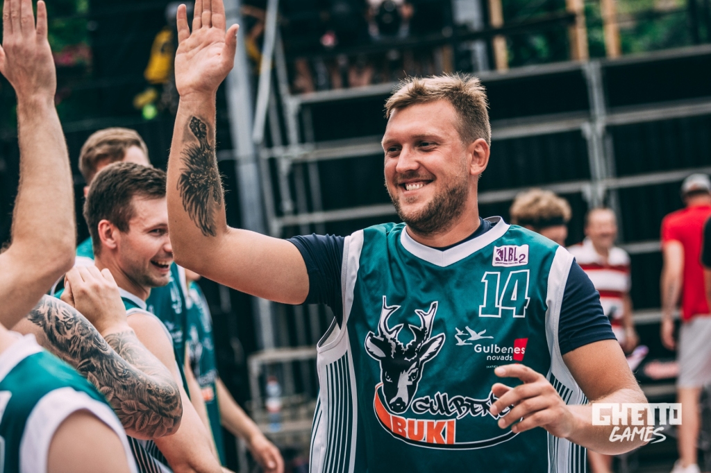Justovičs un Pļavnieks dosies uz "King of Kings" turnīru Ķīnā