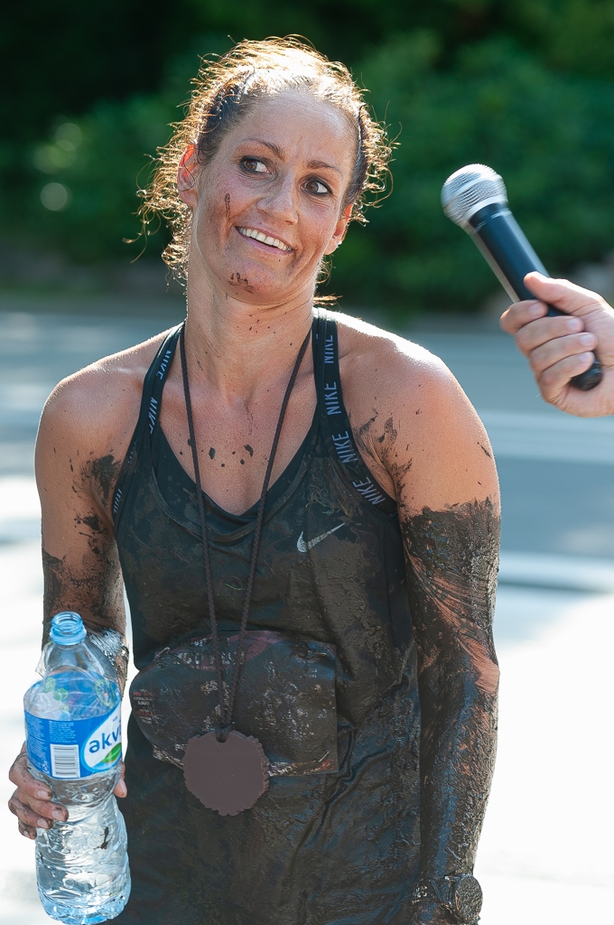 “Patria Mud Run” izaicina uz izturības pārbaudi Ozolniekos (FOTO)