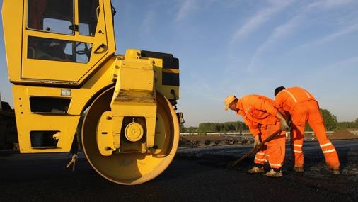 Mainās satiksmes organizācija uz Jūrmalas šosejas un tās krustojumā ar Rīgas apvedceļu