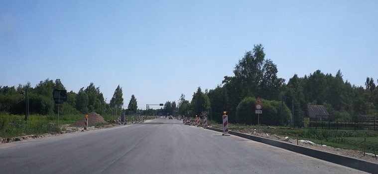 20. augustā satiksmei atklās vienu braukšanas joslu pārvadam pār dzelzceļa sliedēm Loka maģistrālē Jelgavā