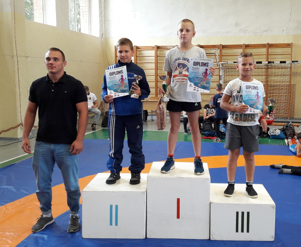 Brīvajā cīņā - starptautiska konkurence Ķekavā (FOTO)