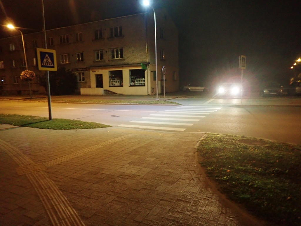 Aicina atsaukties aculieciniekus auto sadursmei ar velosipēda vadītāju Jelgavā