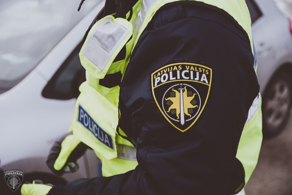 Likumsargi operatīvi aiztur iespējamos automašīnas zagļus