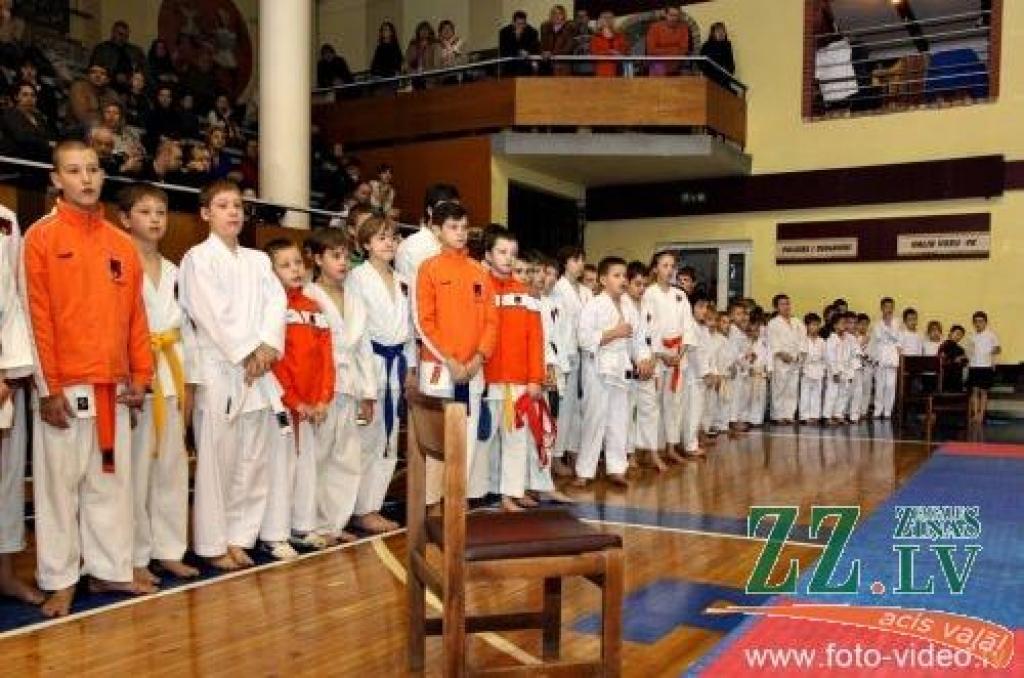 Karatē. Noskaidroti uzvarētāji bērnu čempionātā «Ozolnieki 2013»