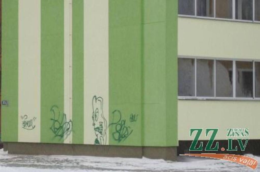 Ozolnieki sola 300 latu par palīdzību «mākslinieka» notveršanā