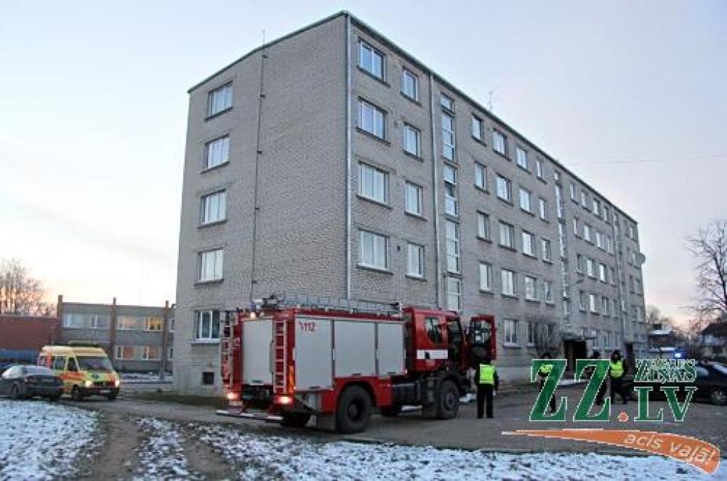 Izsauc dienestus uz neesošu ugunsgrēku (ar foto)