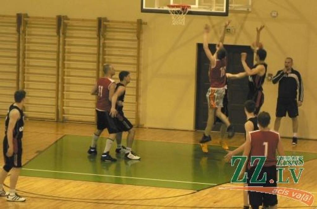 Basketbols. Saliņa kausu izcīna lietuvieši