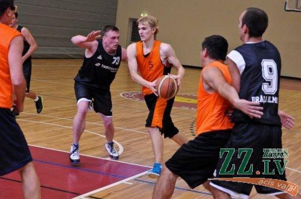 Basketbols. JSSC kausa izcīņā piedalās 21 komanda (ar foto)