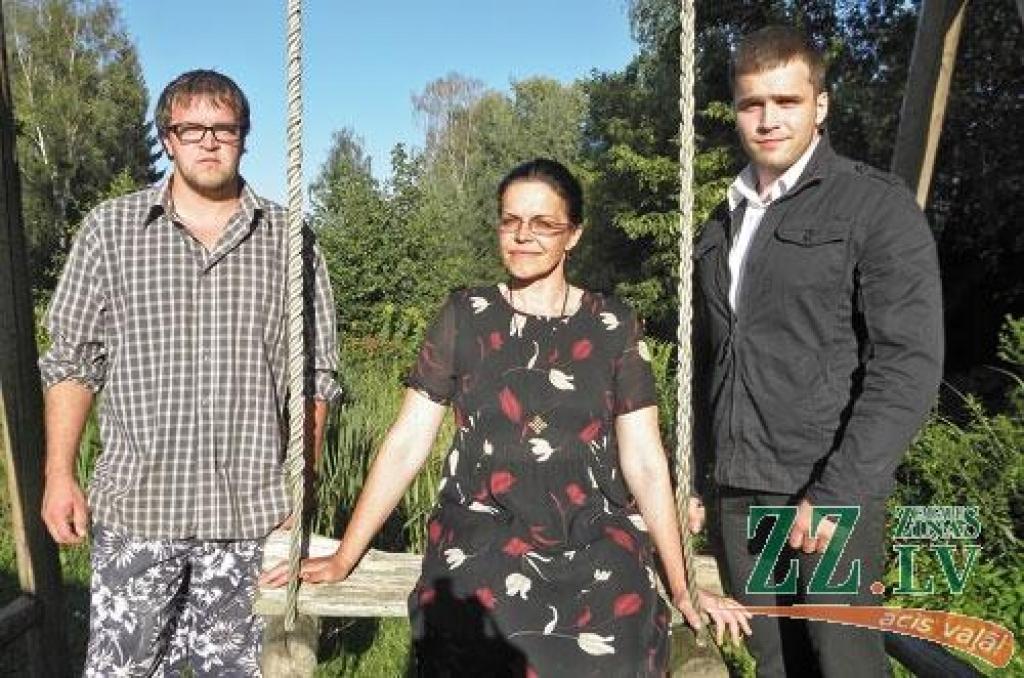 Mēs dzīvojam atkarībās un saistībās