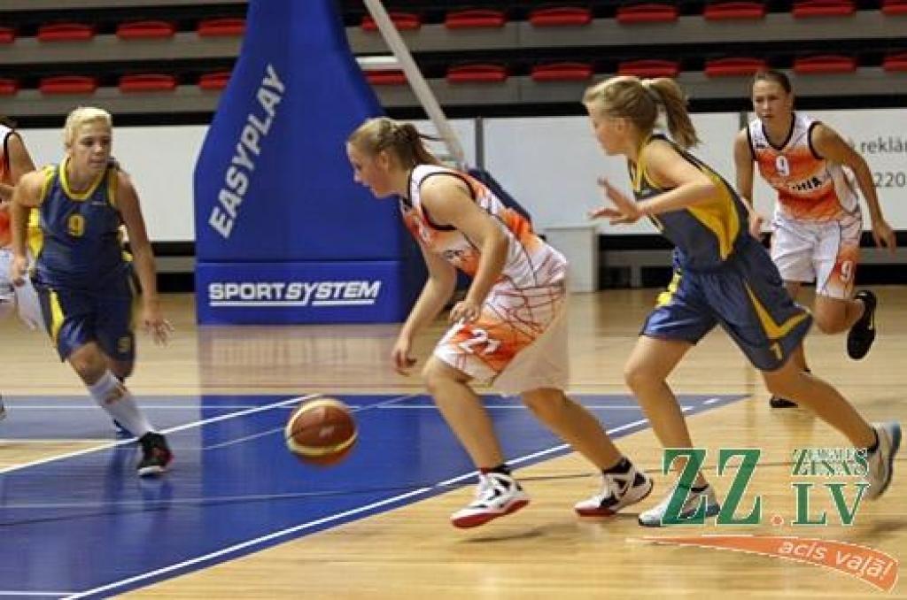 Basketbols. Jelgavniecēm pirmās uzvaras SLJBL čempionātā (ar foto)