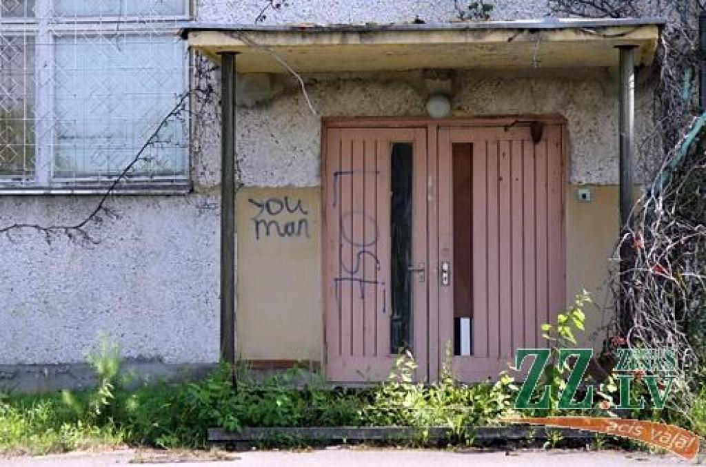 Pašvaldība apstiprina bērnudārza rekonstrukcijas projektu par diviem miljoniem latu un vērtēs iespēju celt konteinertipa bērnudārza ēku