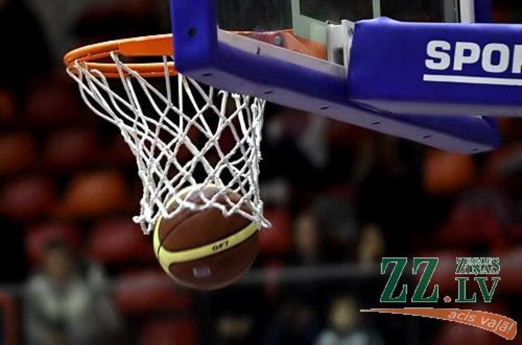 Basketbols. Uz Saldu nebūs jābrauc, piektdienas spēle notiks Jelgavā