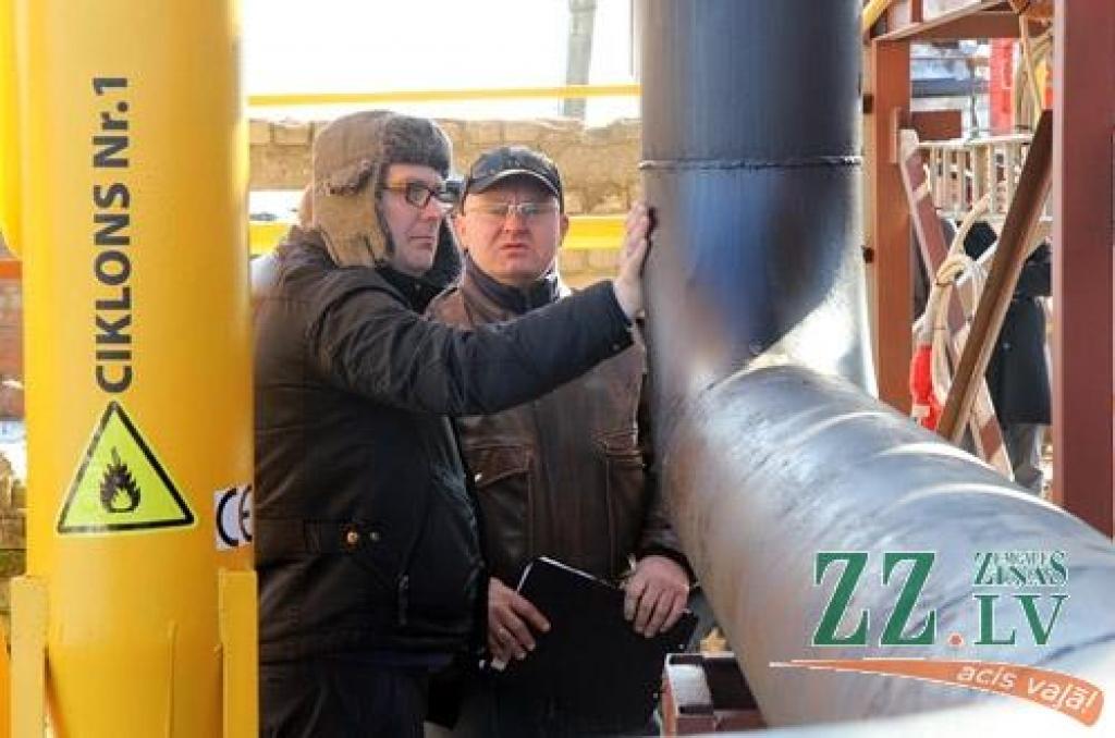 Piektdien «Zemgales Ziņās»: Valsts meži uzelpos uz emburdznieku degunu rēķina; skolām jauna vārda vietā paliek numurs; ik dienas ar 15 kilogramu somu plecā; kā mākslinieki medī modeļus