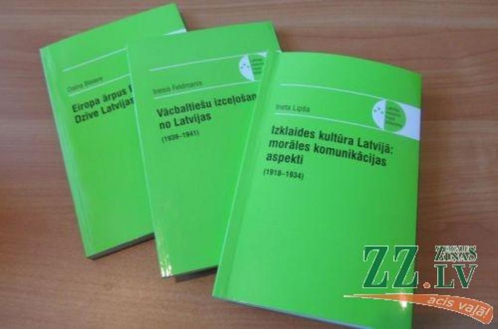 Bibliotēkās saņemtas sērijas «Latvijas vēstures mazā bibliotēka» grāmatas