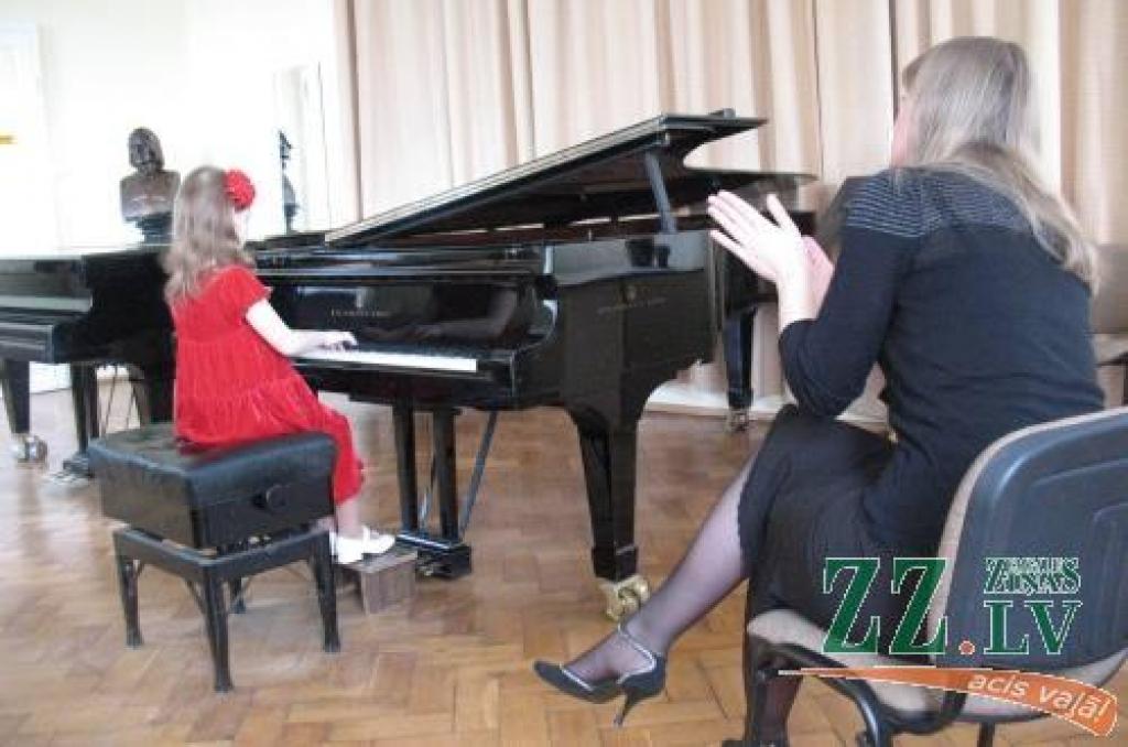 Pianisti gatavojas finālam Parīzē