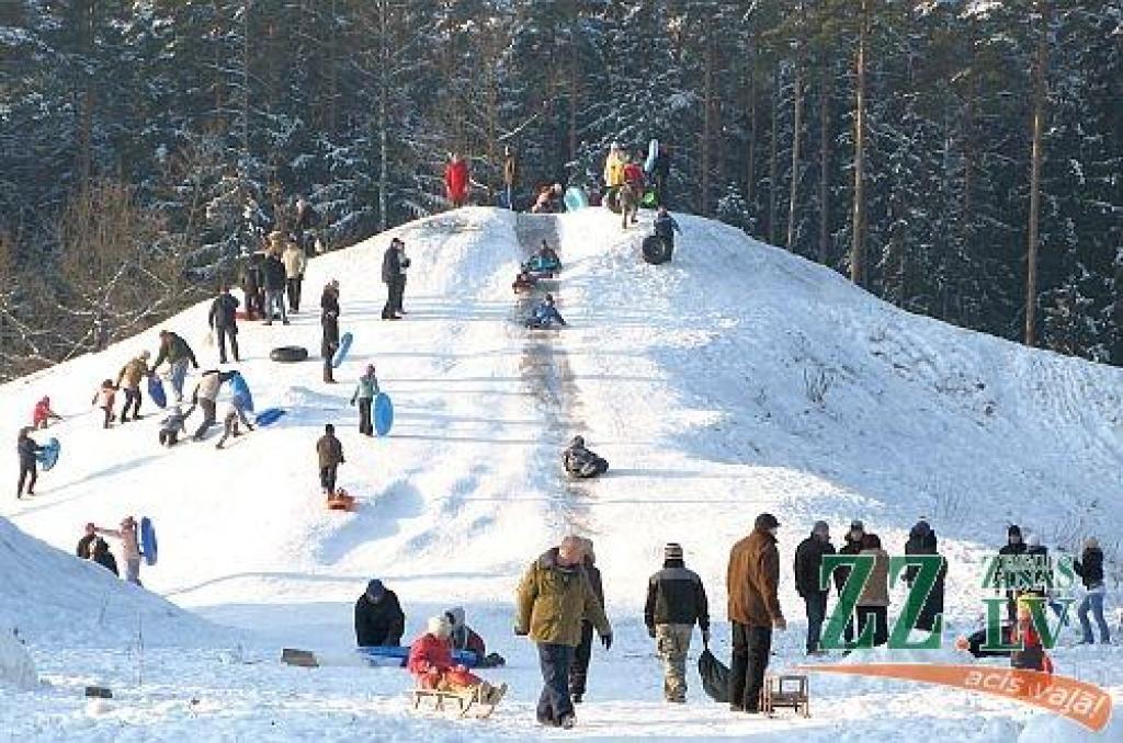Arī Ozolniekos sveiks jaundzimušos