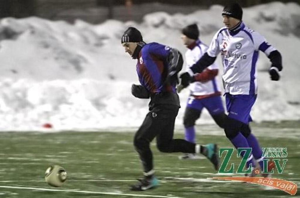 Futbols. «Jelgava» pārbaudes mačā piekāpjas «Mažeikiai» (ar foto)