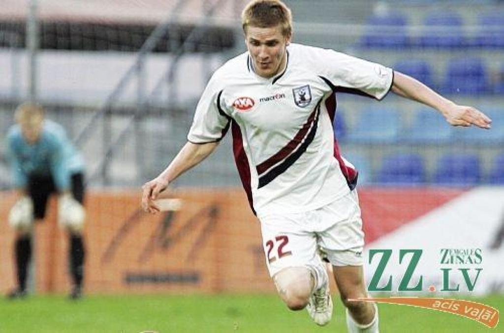 Futbols. Artis Lazdiņš pagarina līgumu ar FK «Jelgava»