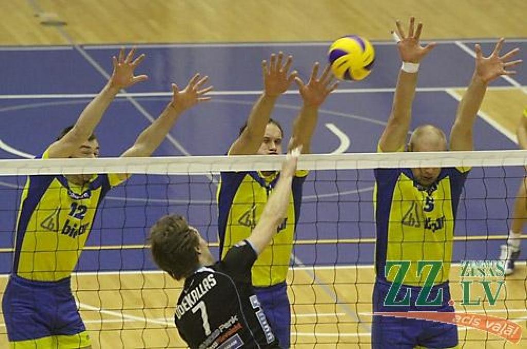 Volejbols. «Biolaram» punkts pret «Selver», «ozīšiem» uzvara Daugavpilī (ar foto)