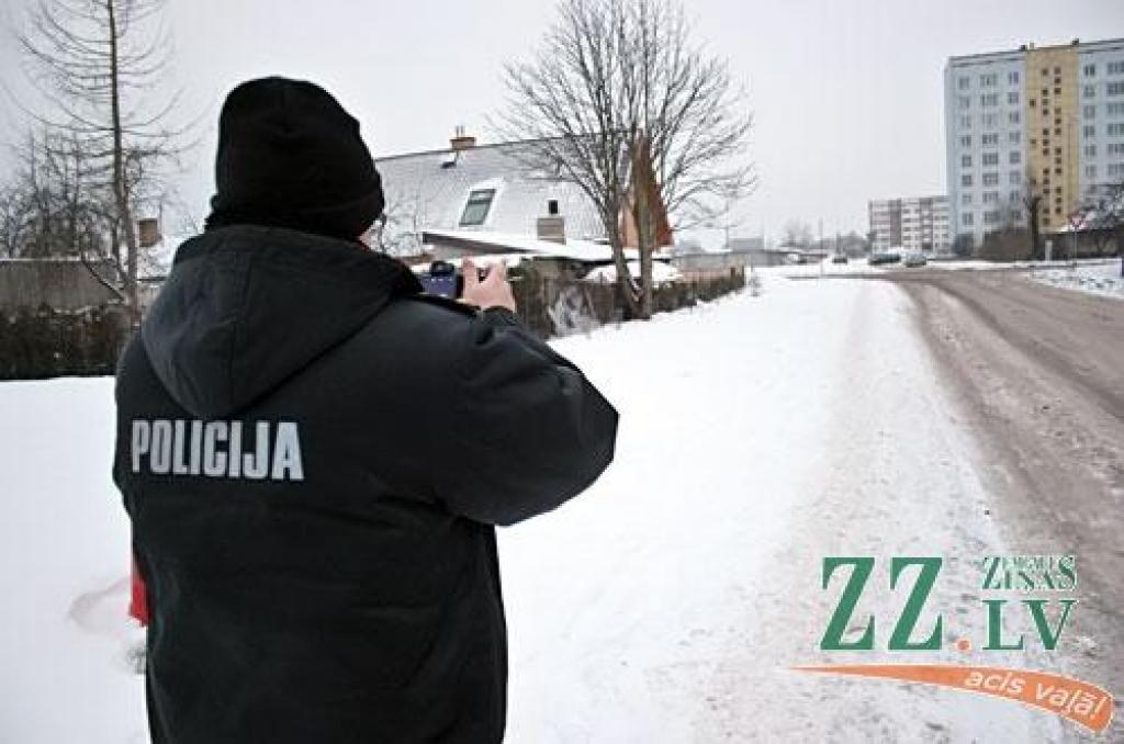 Policija ar nevīžīgajiem namsaimniekiem pagaidām tikai aprunājas