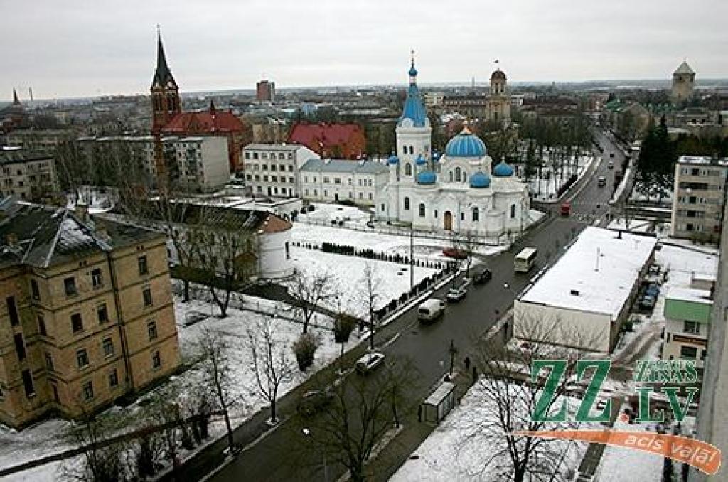 Decembra vidū gaidāmi atkušņi