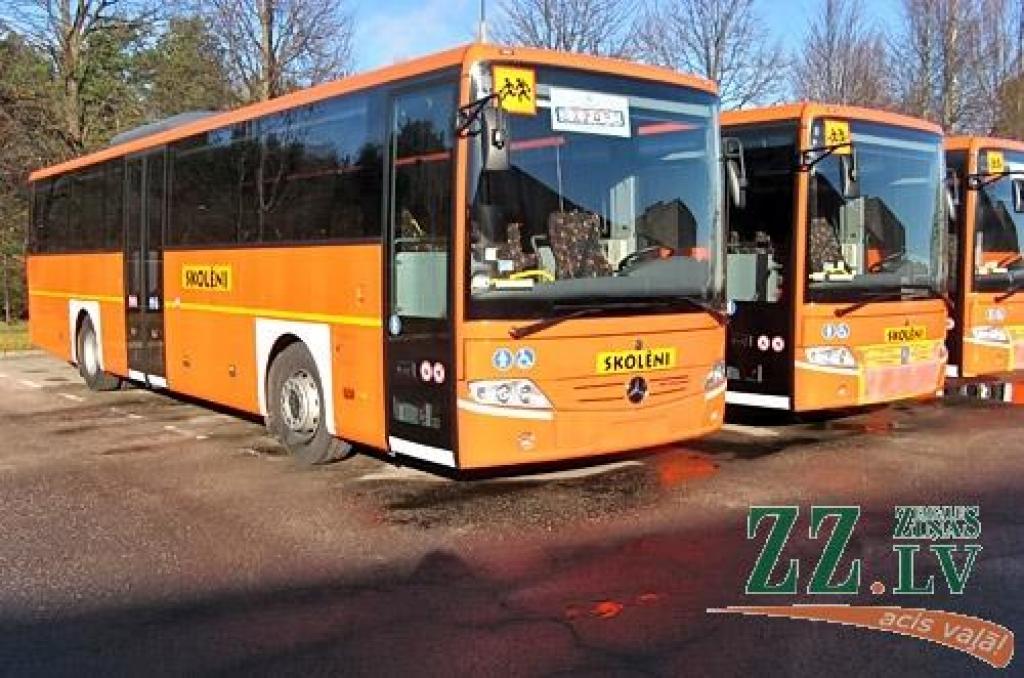 Otrdien Jelgavas novads saņems divus skolēnu autobusus