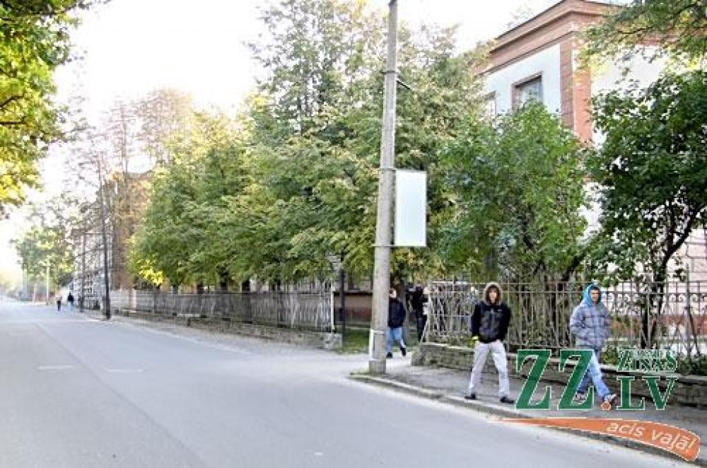 Dobeles ielas posmā būs divvirzienu kustība
