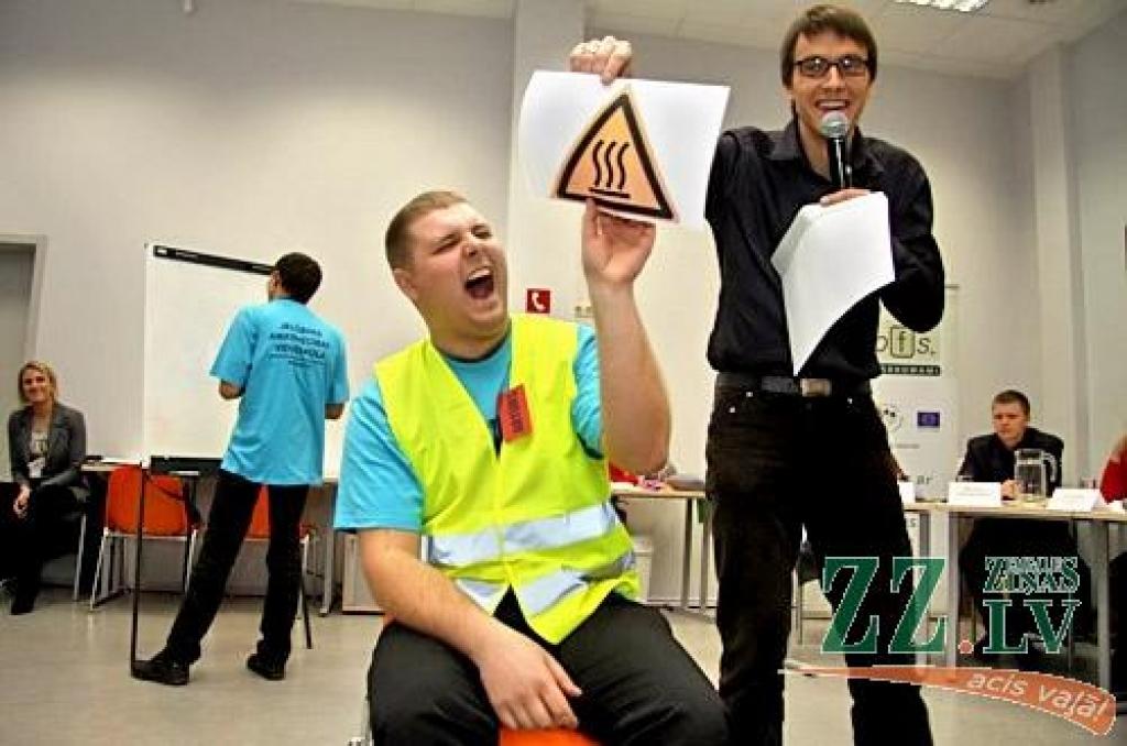Skolēni sacenšas zināšanās par darba drošību (ar foto)