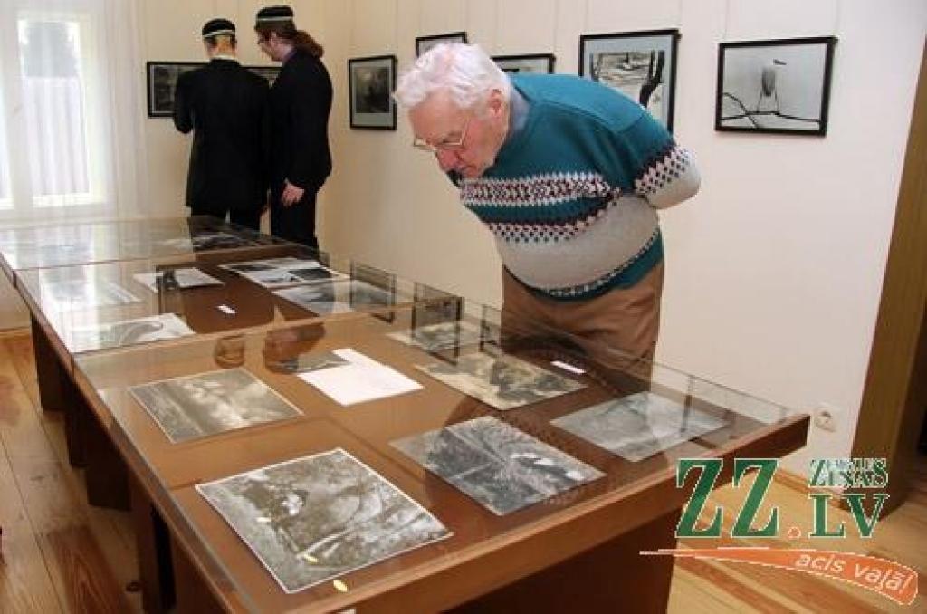 Foto: Alunāna muzejā - fotogrāfijas vecmeistara izstāde