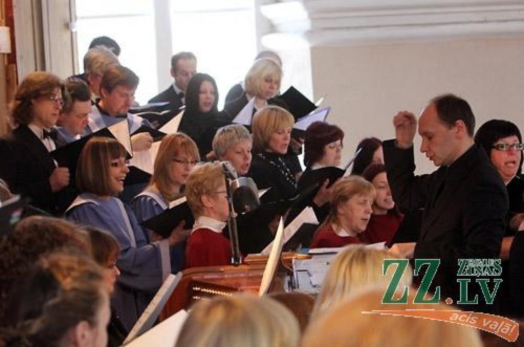 Sv.Annas baznīcā izskan M.A.Šarpantjē «Te Deum» (ar foto)
