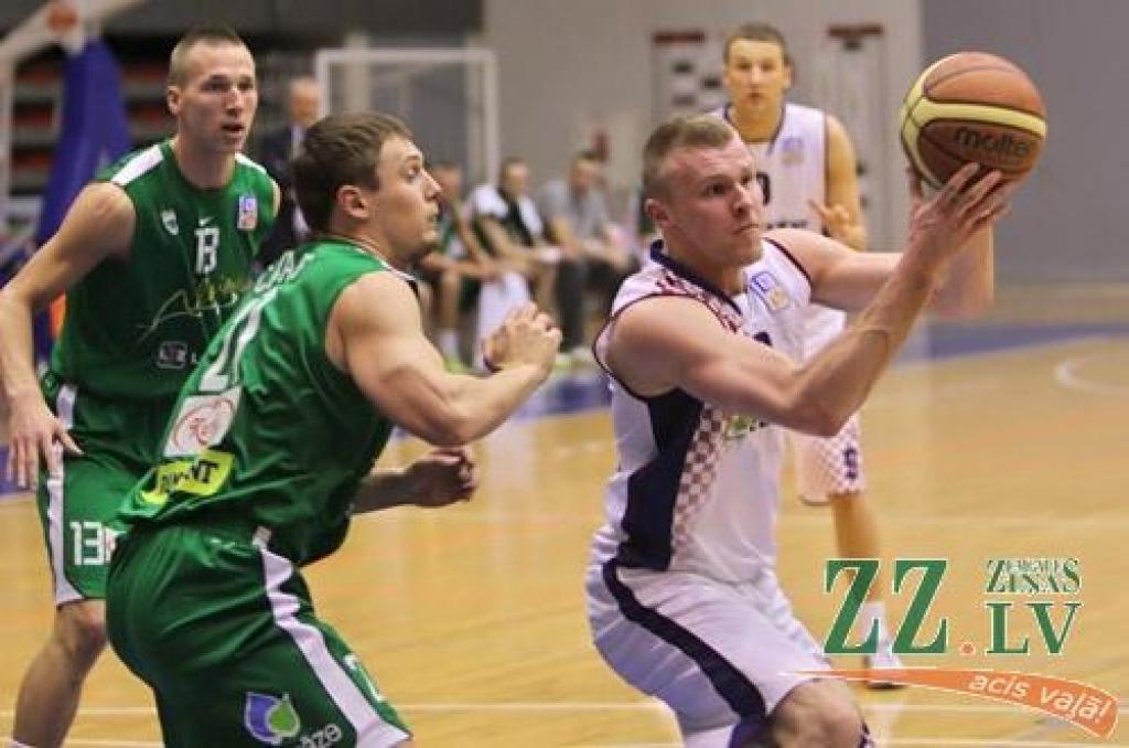 Basketbols. BK «Jelgava» pret «Valmieru» divu punktu pietrūkst (ar foto)