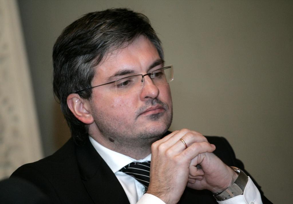 Pērn krietni palielinājušies Dombrovska padomnieka Dāldera ienākumi