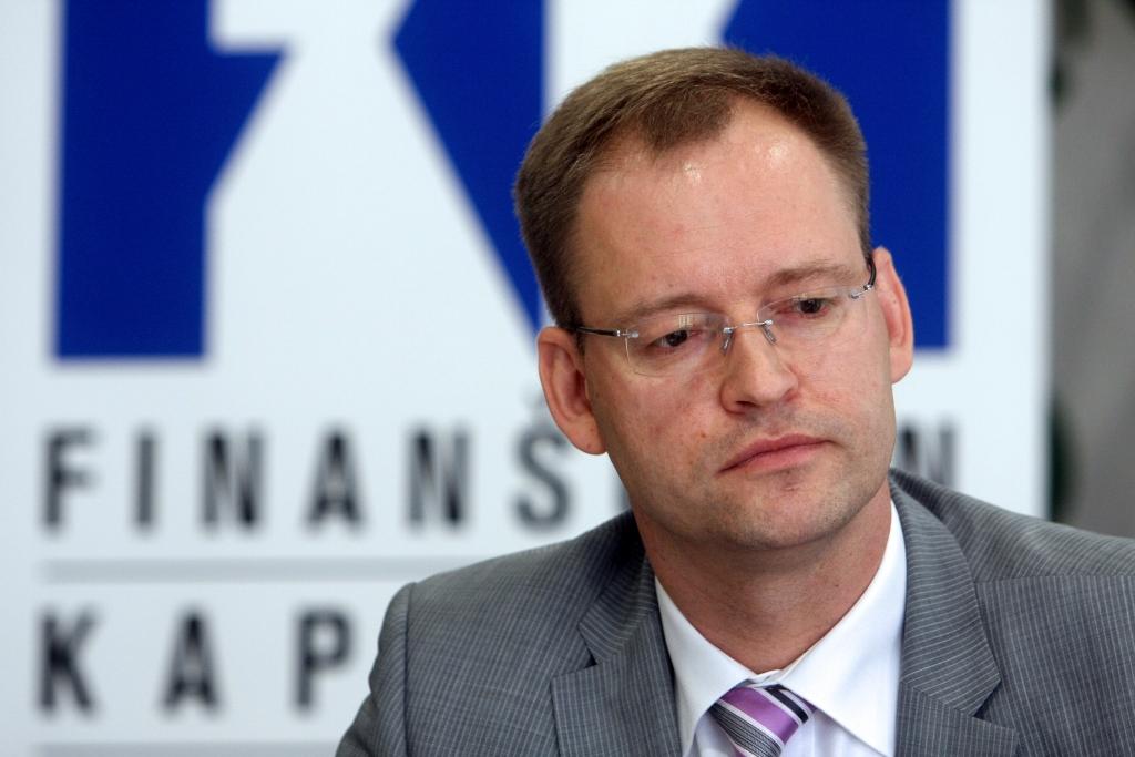 FKTK uz laiku apturējusi apdrošinātāja Balva darbību