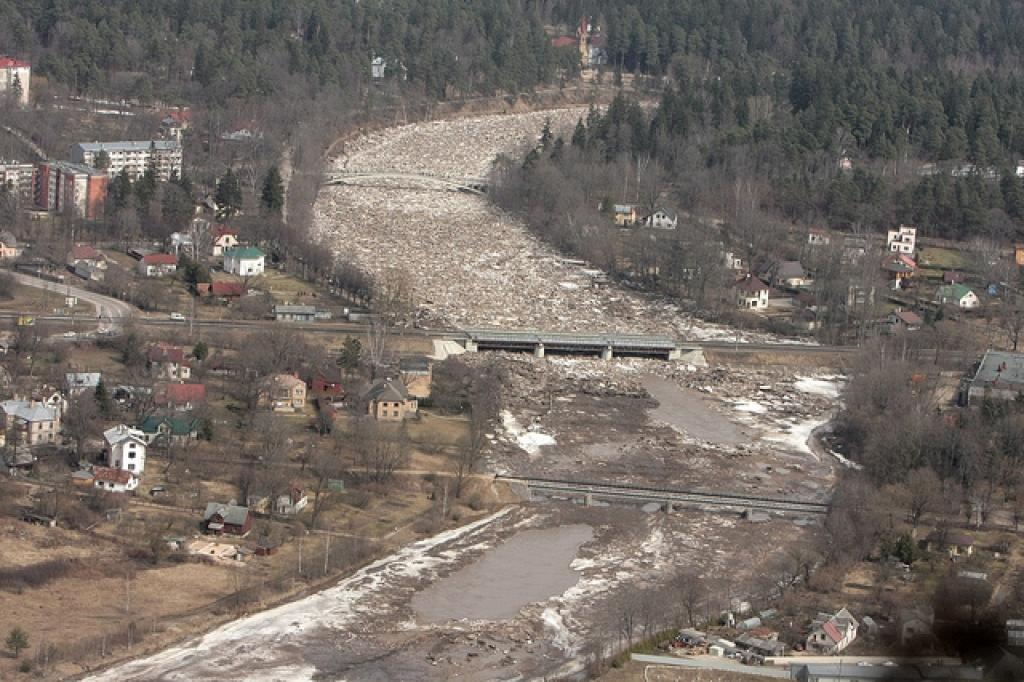 Ogrē sāk plūdu postījumu novēršanu