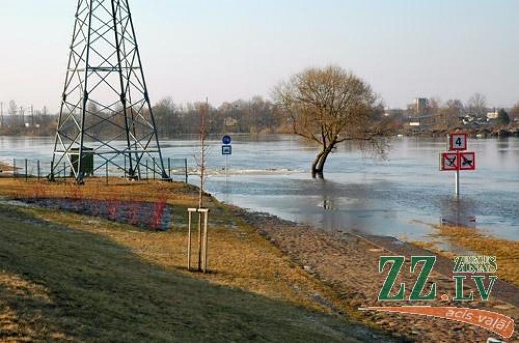 Pasta salas būvniekam Jelgavā plūdi zaudējumus pagaidām nav radījuši
