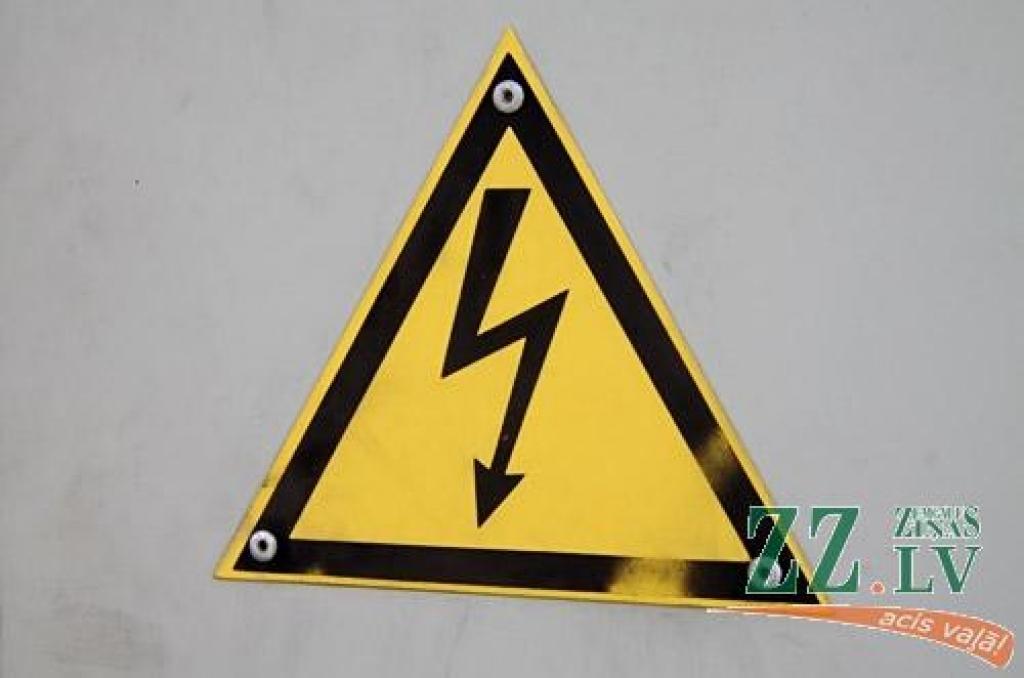 Plūdi Lielupē ietekmē elektroapgādi; elektrība atslēgta pieciem klientiem Jelgavā