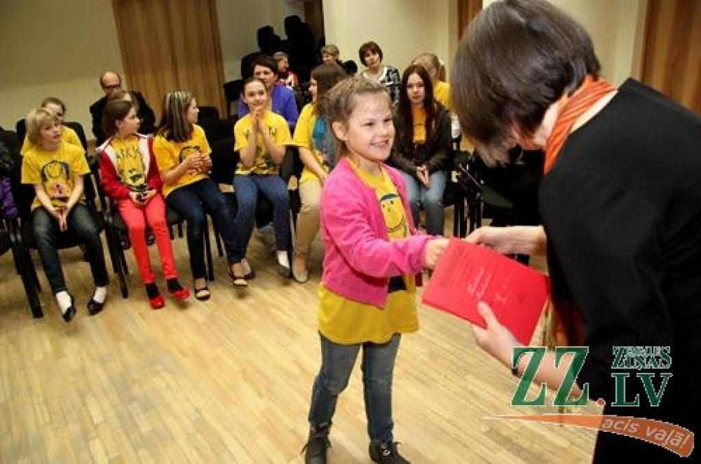 Noslēgusies konkursa «Dziesmu dziedu, kāda bija» Zemgales kārta (ar foto)