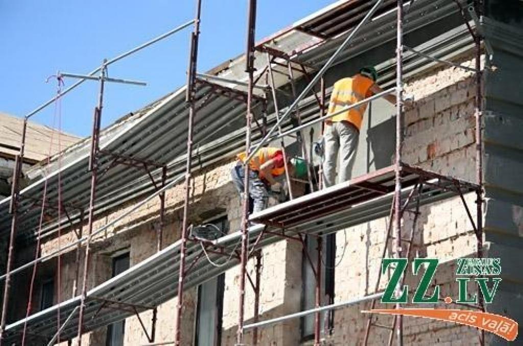 Renovācijai Jelgavā gatavas un būvdarbus gaida 15 māju, vēl divām jāsaņem LIAA lēmums