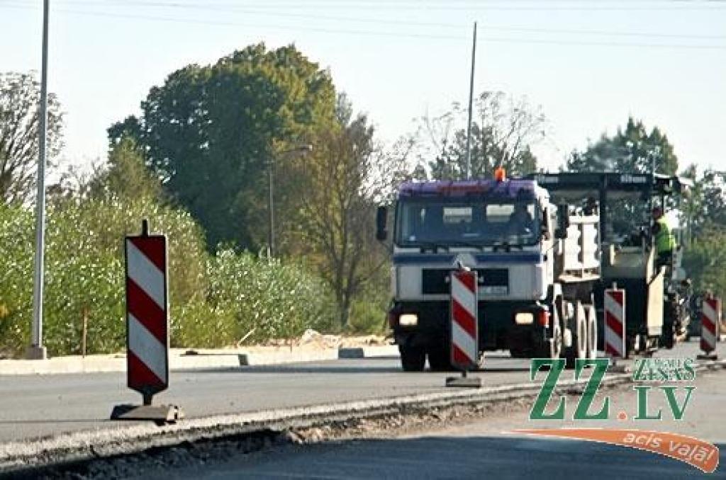Būs jābrauc pa Dobeles šosejas vidu