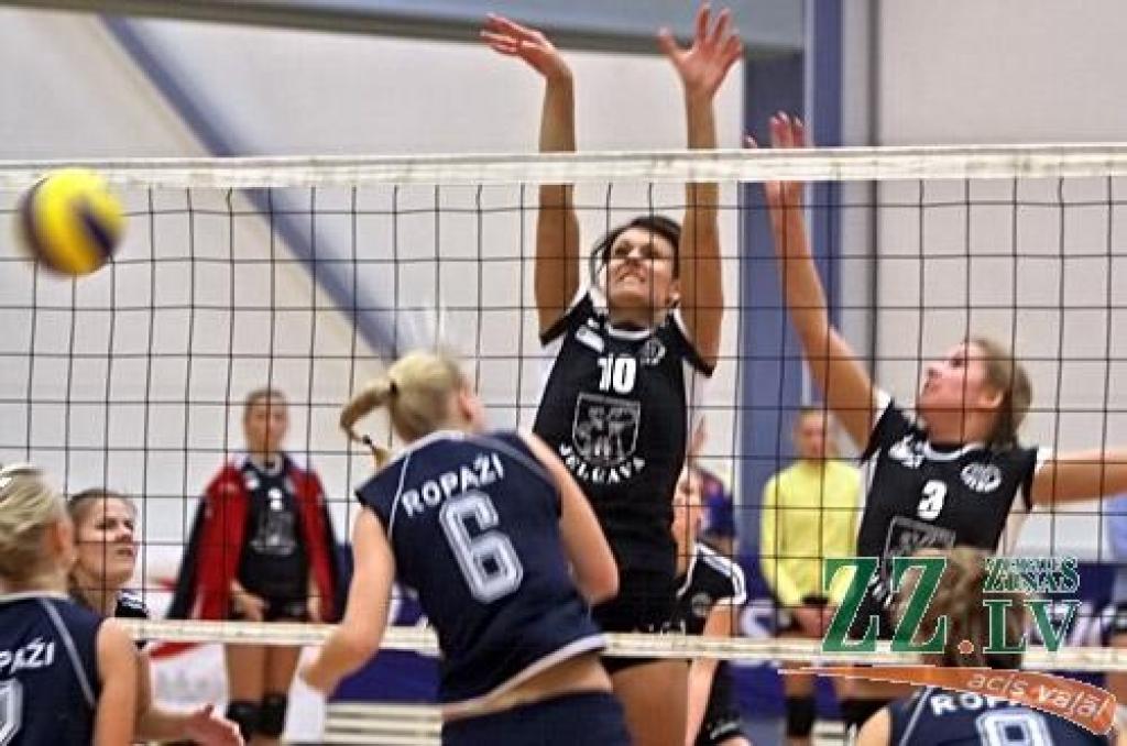 Volejbols. «Jelgava/LU» pilsētas Domes kausa izcīņu sāk ar smagu 3:2 uzvaru pār Murjāņu volejbolistēm (ar foto)