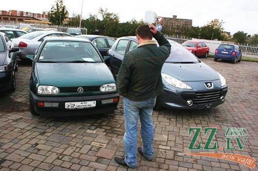 Pirms automašīnas iegādes varēs pārbaudīt, vai tā nav zagta