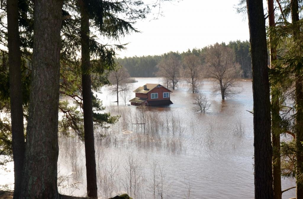 Valmierā reģistrē arvien jaunus ūdens līmeņa rekordus Gaujā